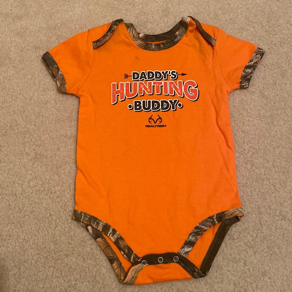 Infant Daddy’s Hunting Buddy Onesies